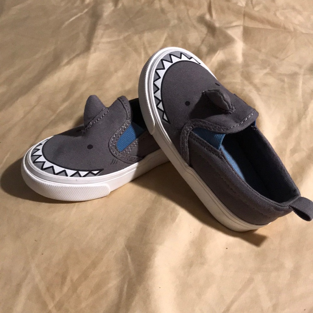 Baby Shark Sneakers 🦈